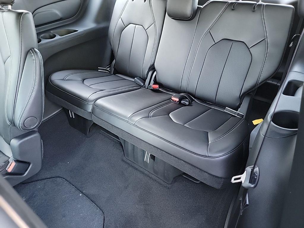 new 2026 Chrysler Pacifica car, priced at $40,405