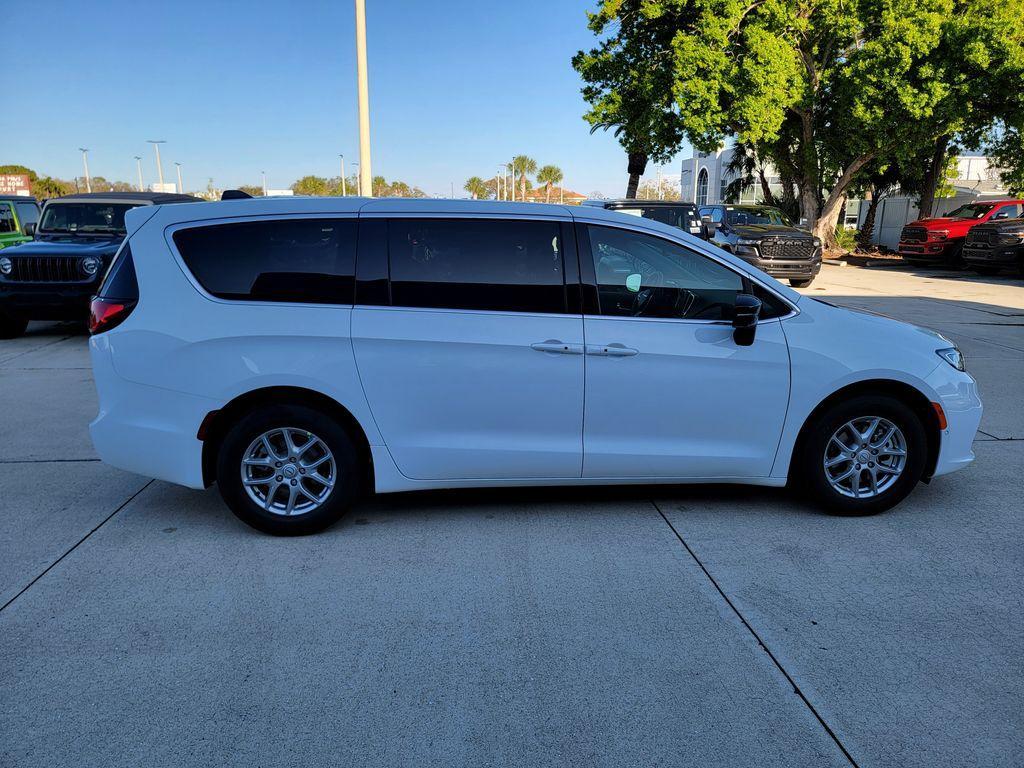 new 2026 Chrysler Pacifica car, priced at $40,405