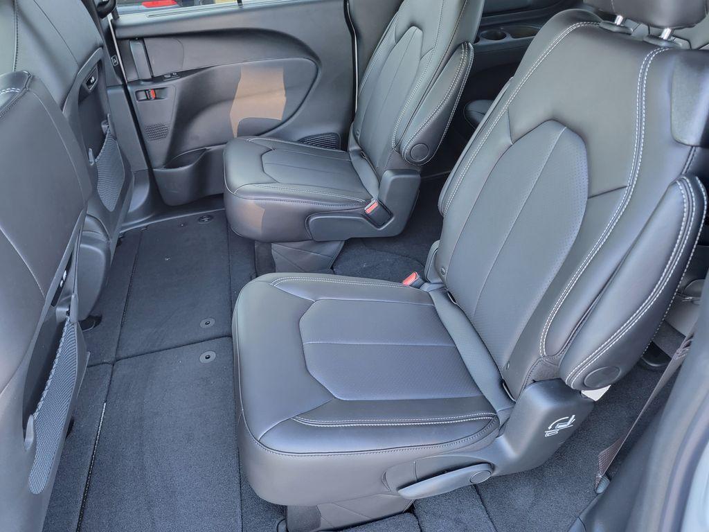 new 2026 Chrysler Pacifica car, priced at $40,405