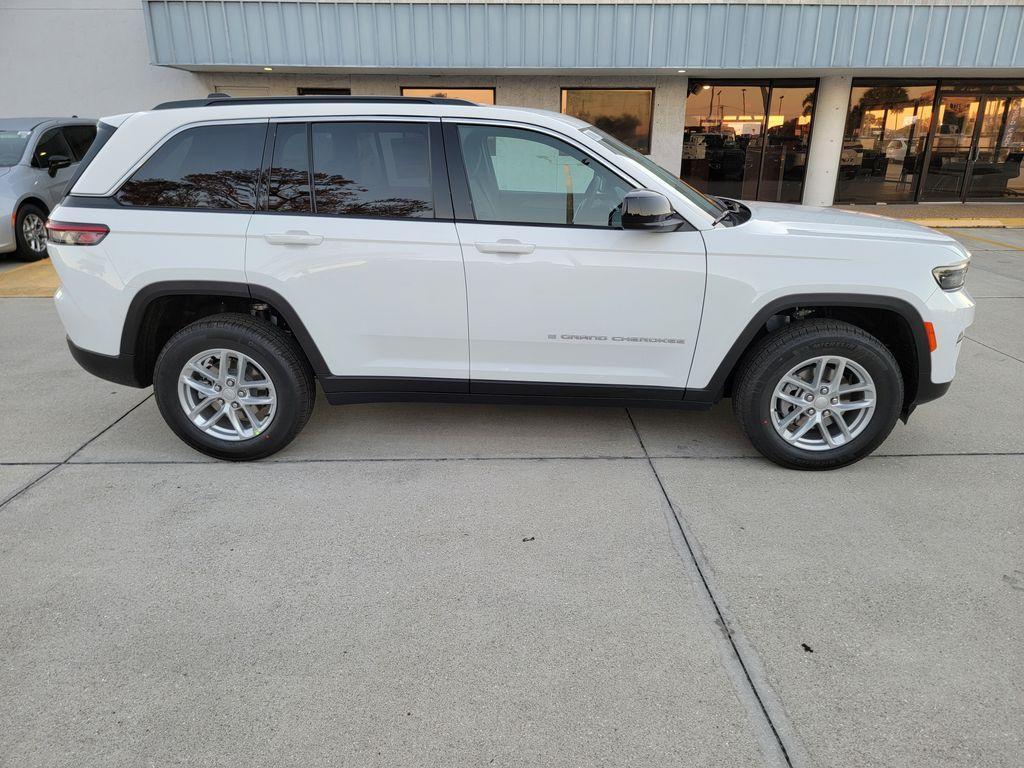 new 2026 Jeep Grand Cherokee car, priced at $36,747