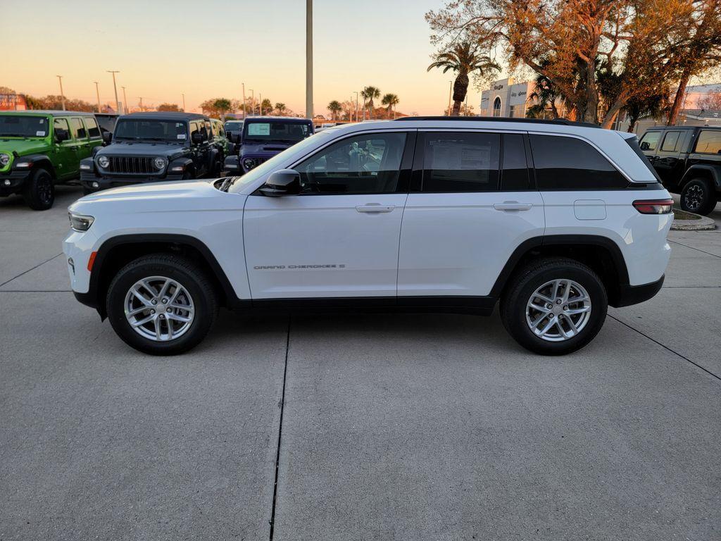 new 2026 Jeep Grand Cherokee car, priced at $36,747