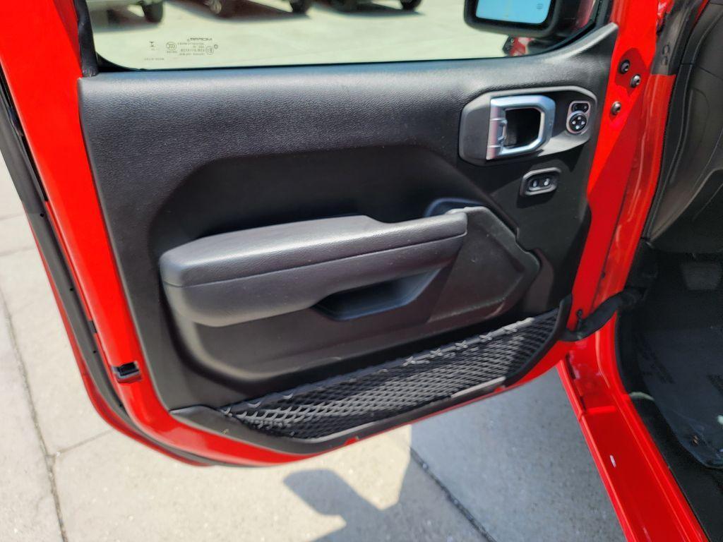used 2025 Jeep Wrangler car, priced at $32,323