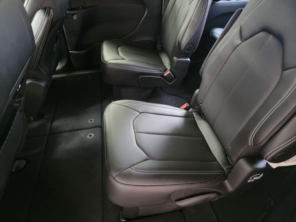 new 2026 Chrysler Pacifica car, priced at $38,525