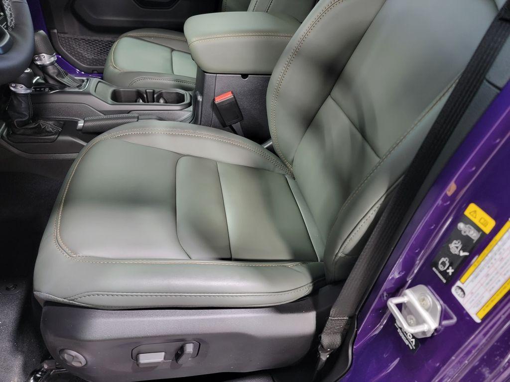 new 2026 Jeep Gladiator car, priced at $49,253