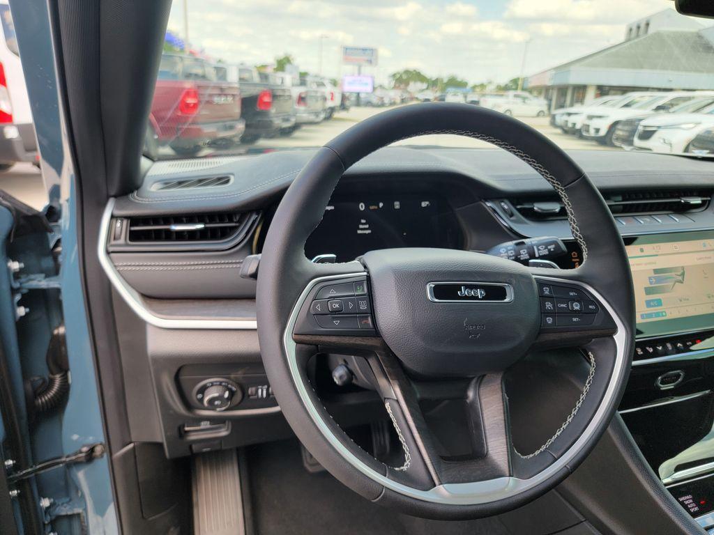 new 2026 Jeep Grand Cherokee L car, priced at $47,949