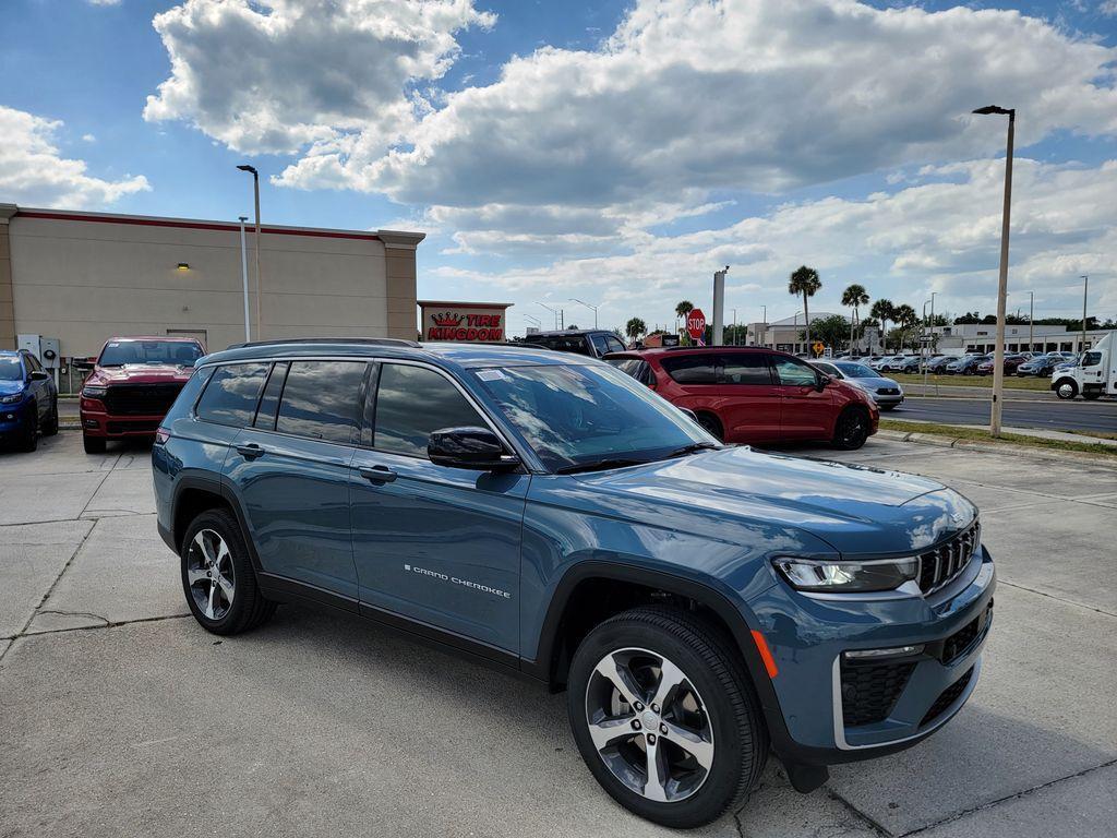 new 2026 Jeep Grand Cherokee L car, priced at $47,949