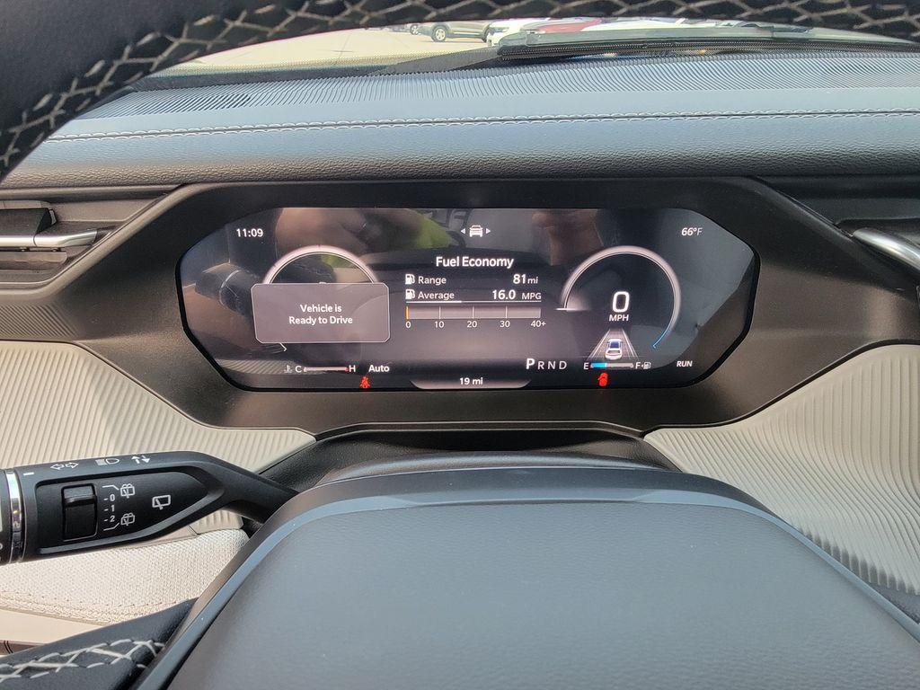 new 2026 Jeep Cherokee car, priced at $36,090