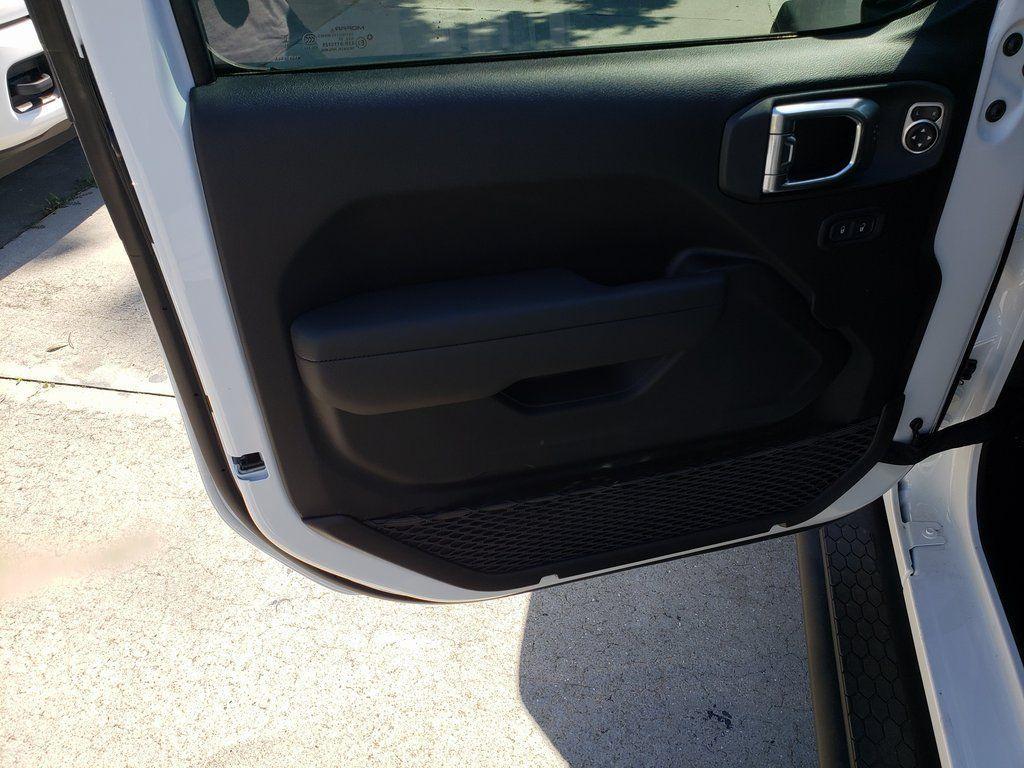 new 2026 Jeep Wrangler car, priced at $45,363