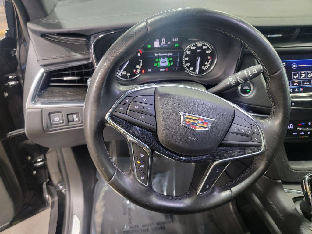 used 2020 Cadillac XT5 car, priced at $28,280