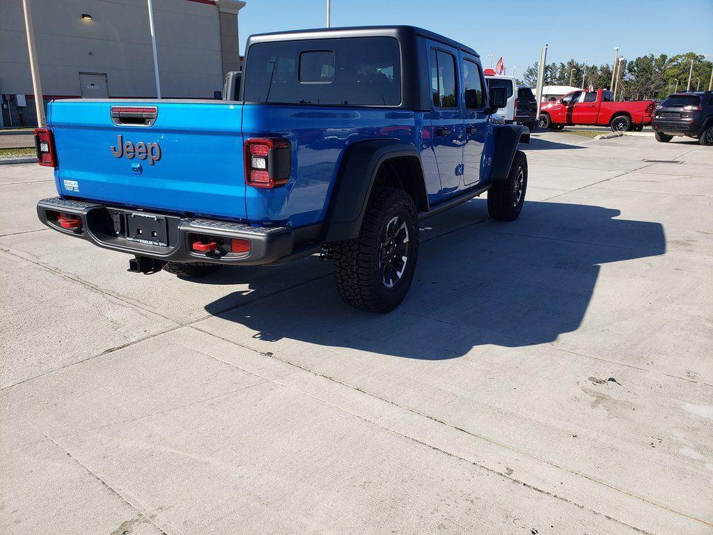 new 2026 Jeep Gladiator car, priced at $48,459