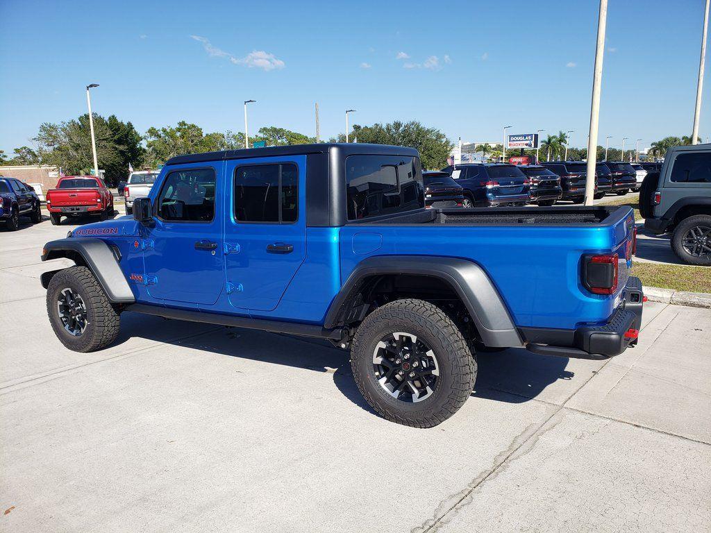 new 2026 Jeep Gladiator car, priced at $48,459