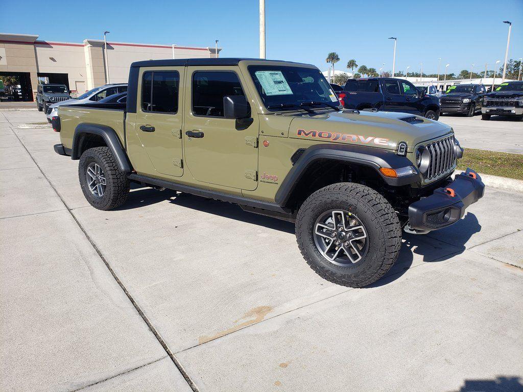new 2026 Jeep Gladiator car, priced at $47,706