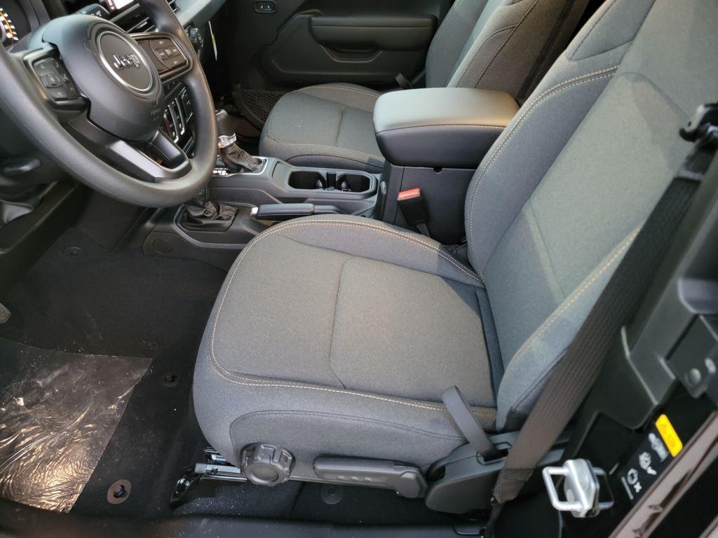 new 2026 Jeep Wrangler car, priced at $35,698