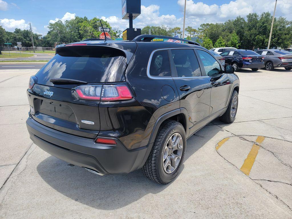 used 2022 Jeep Cherokee car, priced at $21,979