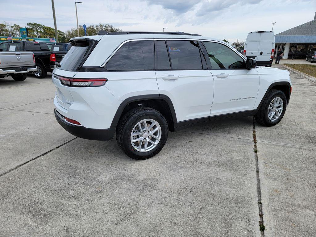 new 2026 Jeep Grand Cherokee car, priced at $39,317