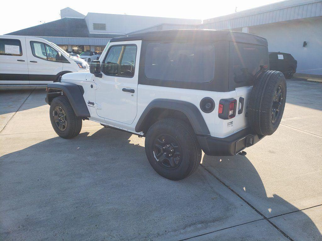 new 2026 Jeep Wrangler car, priced at $33,706