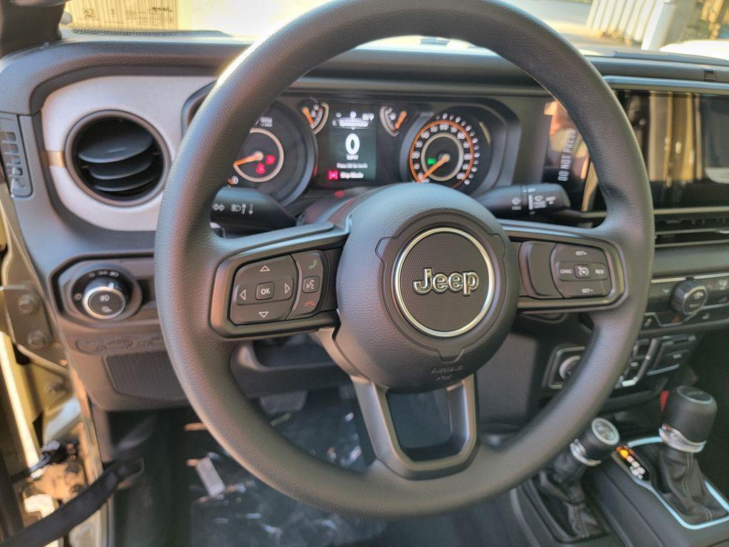 new 2026 Jeep Gladiator car, priced at $39,458