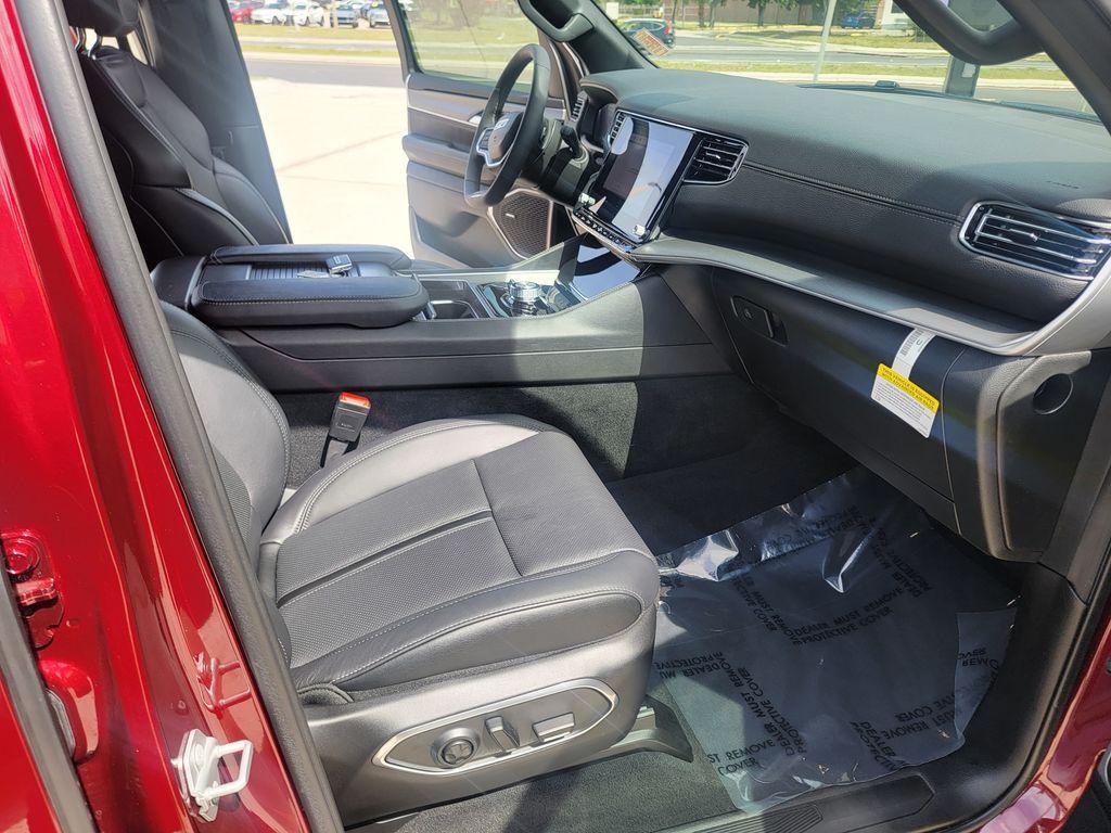 used 2025 Jeep Wagoneer car, priced at $58,986