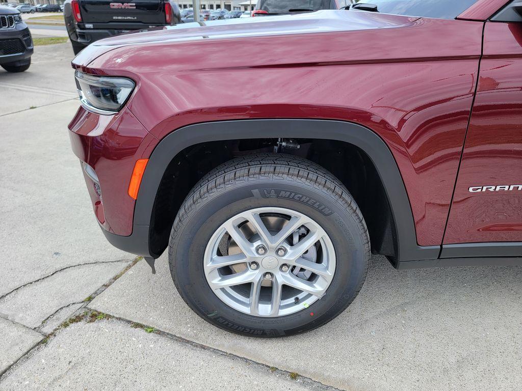 new 2026 Jeep Grand Cherokee car, priced at $34,380