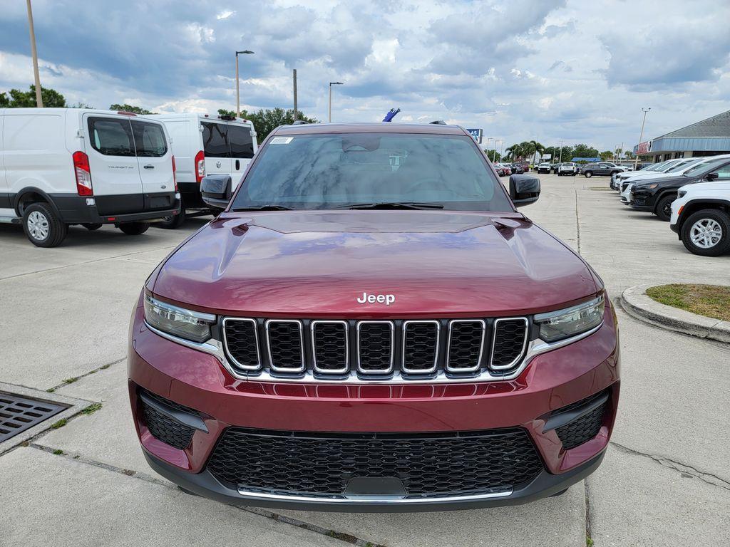 new 2026 Jeep Grand Cherokee car, priced at $34,380