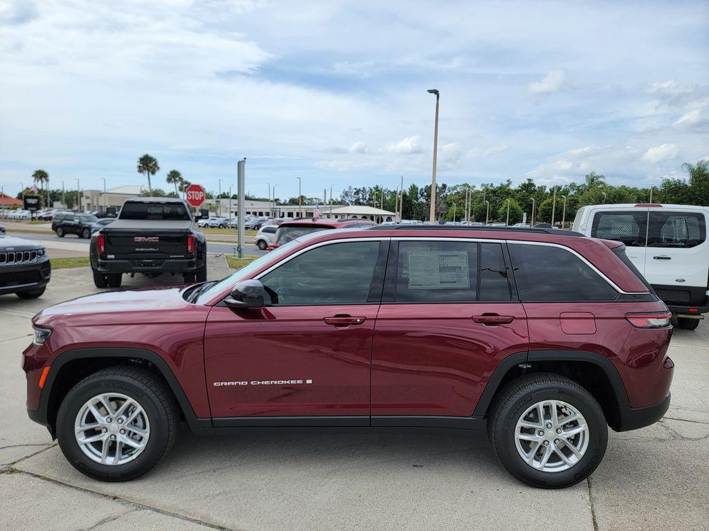 new 2026 Jeep Grand Cherokee car, priced at $34,380