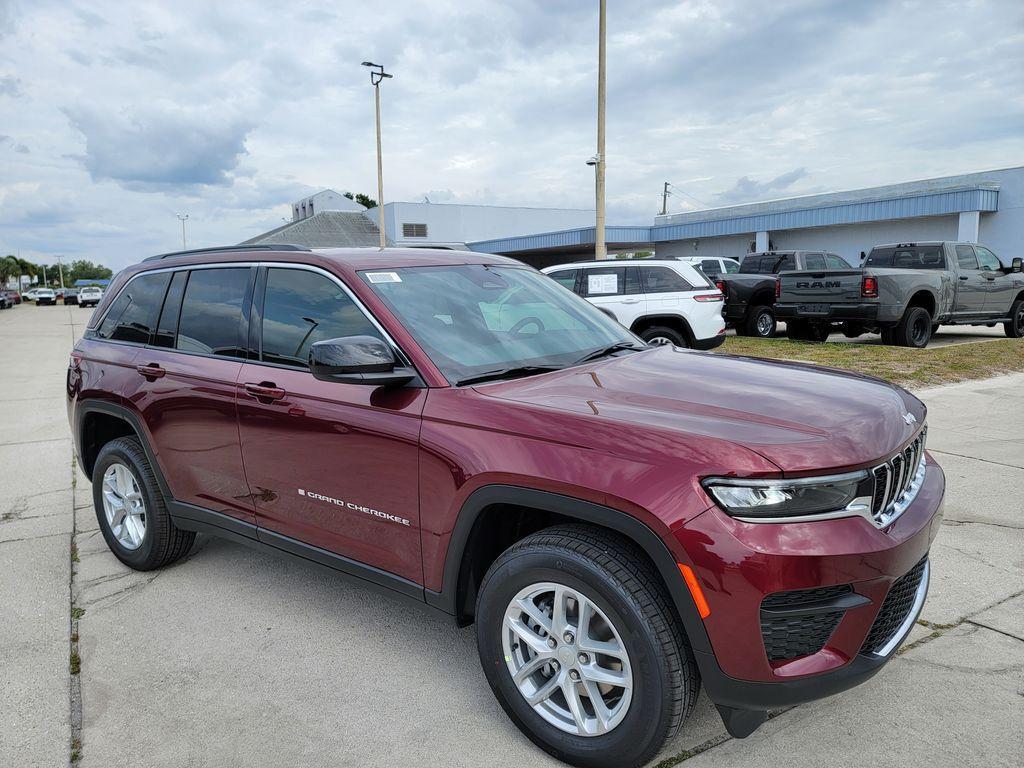 new 2026 Jeep Grand Cherokee car, priced at $34,380