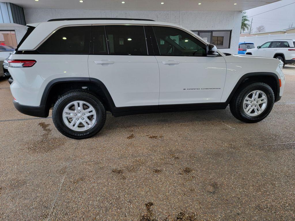 used 2025 Jeep Grand Cherokee car, priced at $31,962