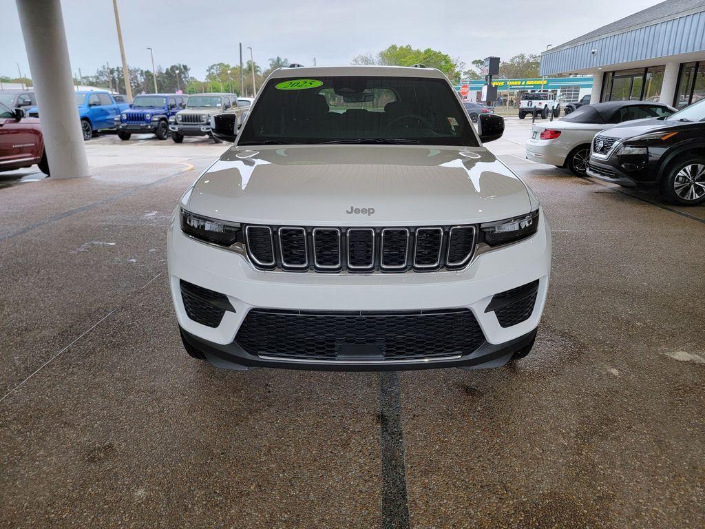 used 2025 Jeep Grand Cherokee car, priced at $31,962