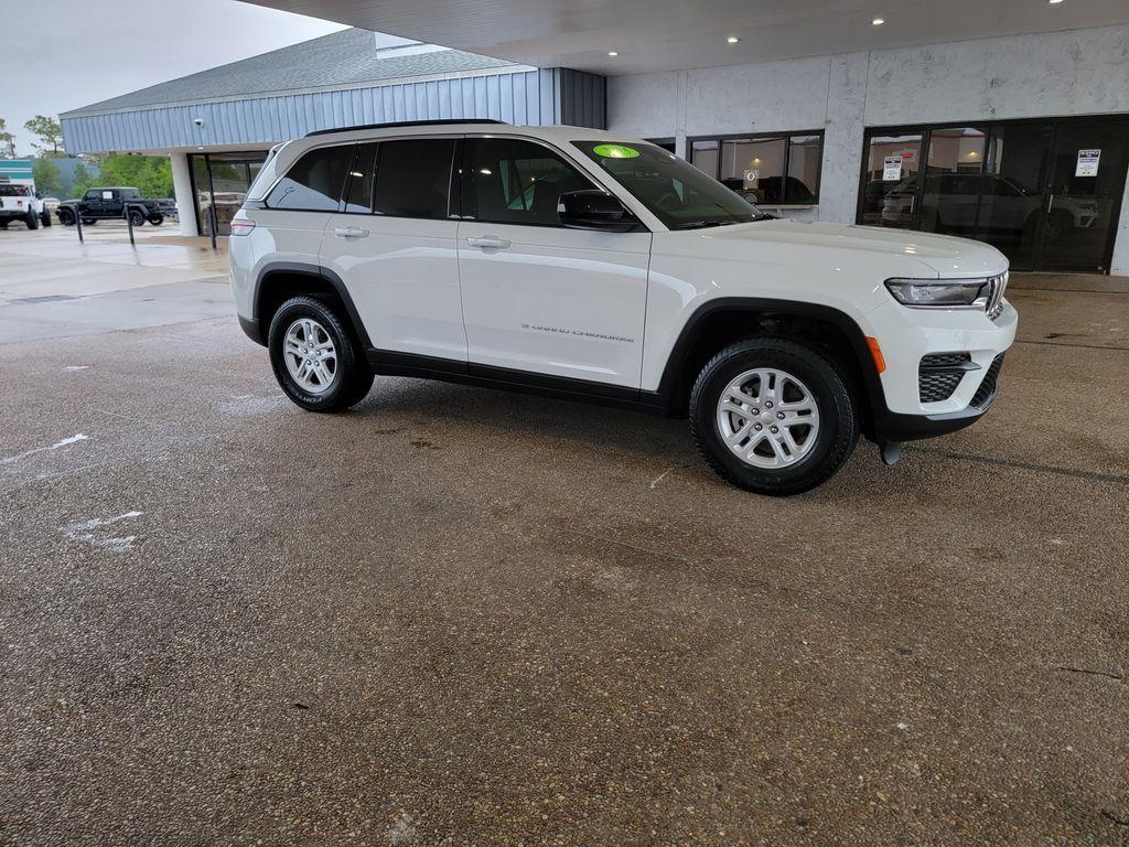 used 2025 Jeep Grand Cherokee car, priced at $31,962