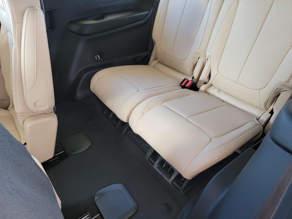 new 2026 Jeep Grand Cherokee L car, priced at $46,274