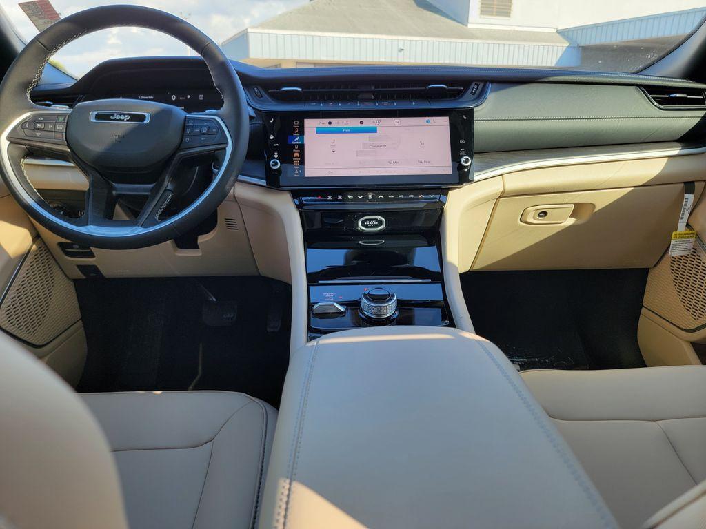 new 2026 Jeep Grand Cherokee L car, priced at $46,274