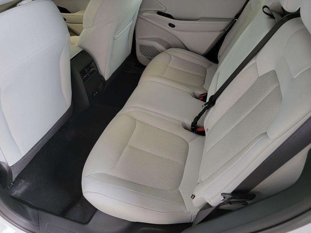 new 2026 Jeep Cherokee car, priced at $36,099