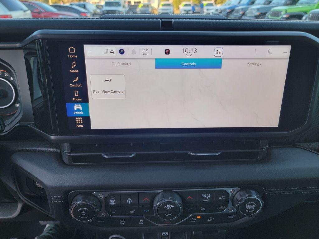 new 2026 Jeep Gladiator car, priced at $47,556