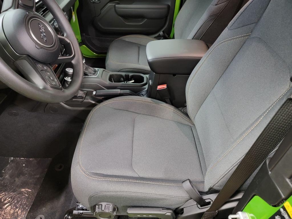 new 2026 Jeep Wrangler car, priced at $35,698