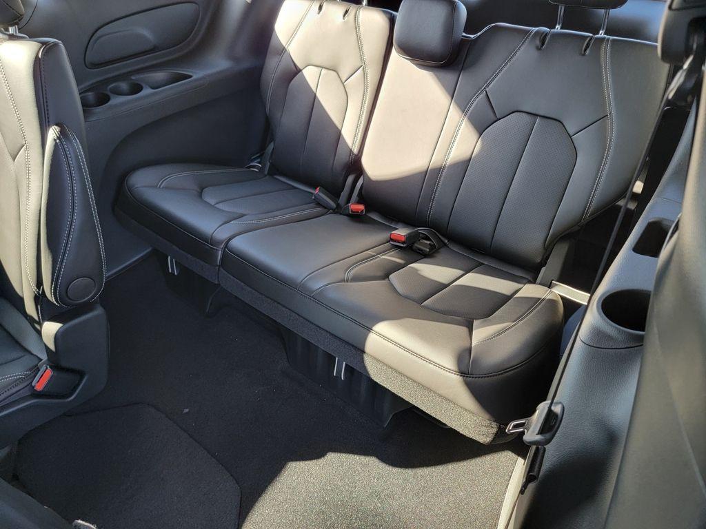new 2026 Chrysler Pacifica car, priced at $39,964