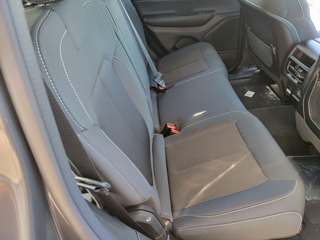 new 2026 Jeep Grand Cherokee car, priced at $39,999