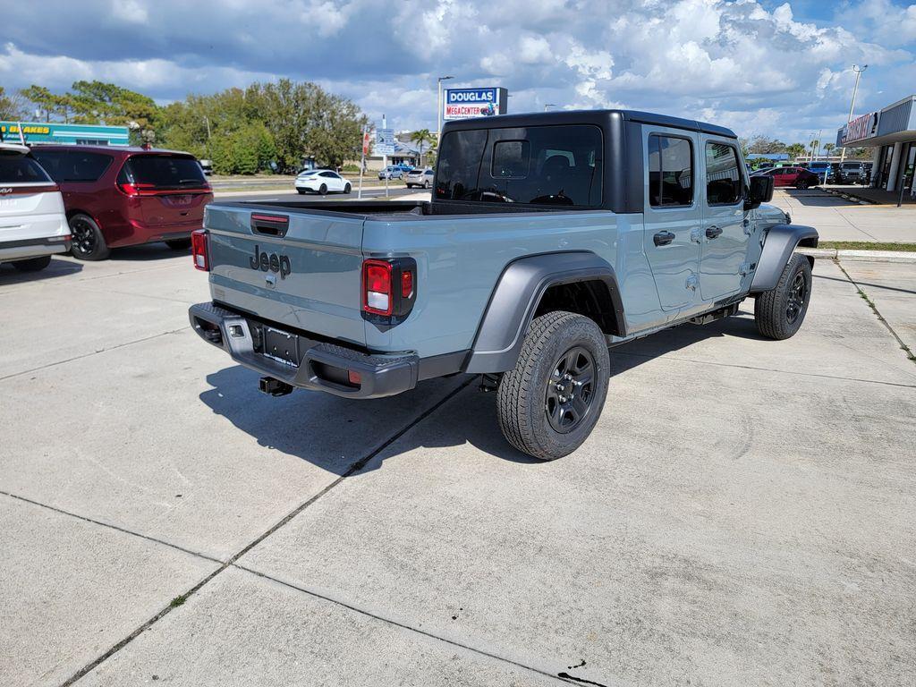 new 2026 Jeep Gladiator car, priced at $39,458