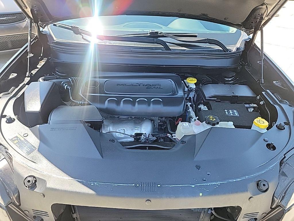 used 2023 Jeep Cherokee car, priced at $23,984