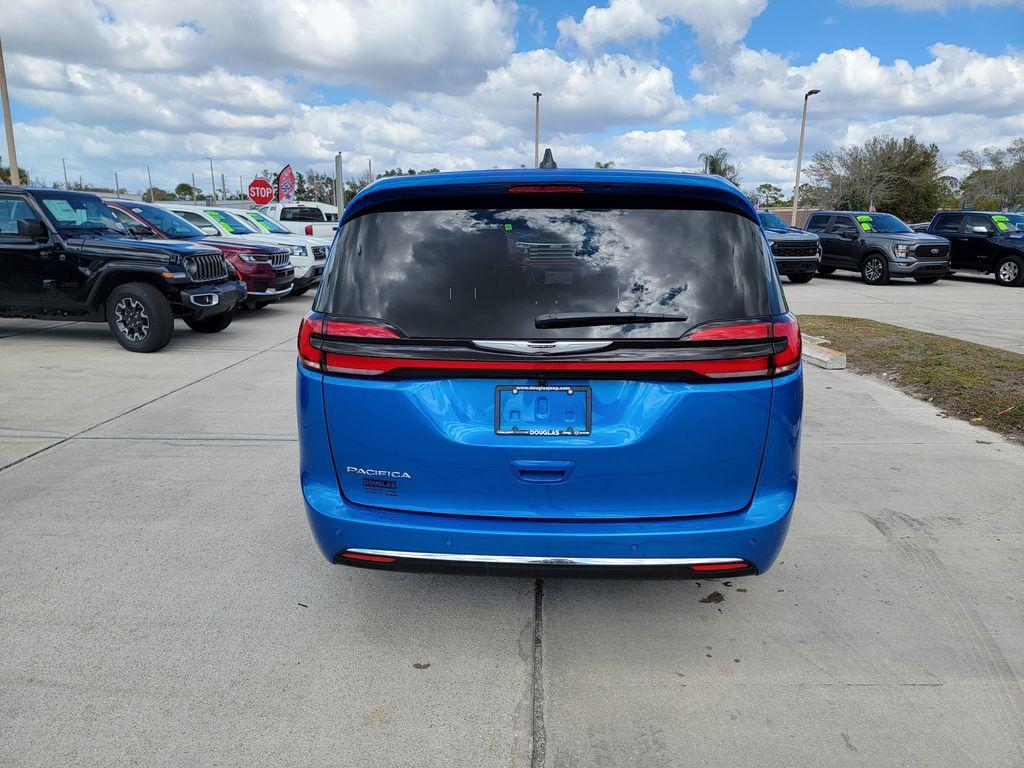 new 2026 Chrysler Pacifica car, priced at $38,904