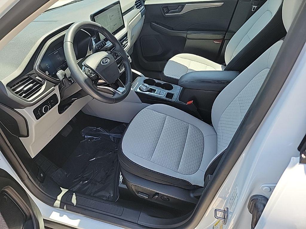 used 2023 Ford Escape car, priced at $21,509