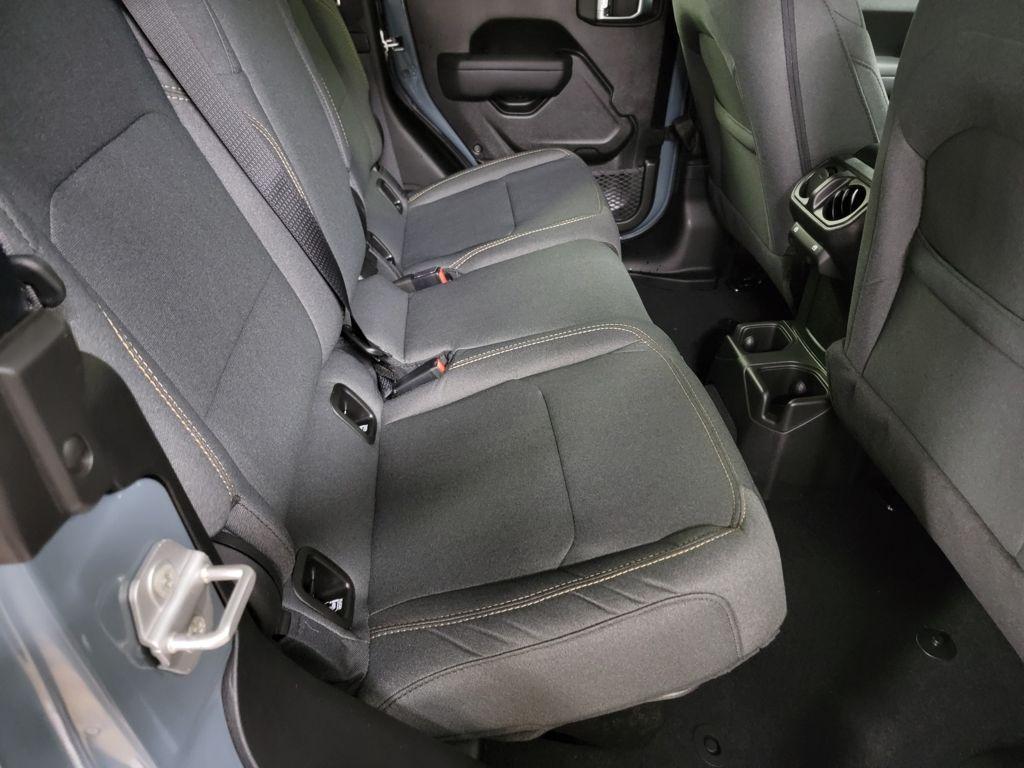 new 2026 Jeep Gladiator car, priced at $38,499