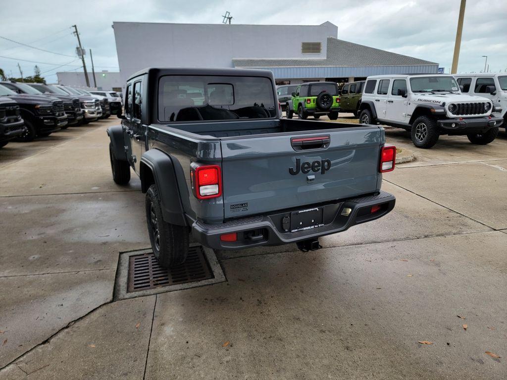 new 2026 Jeep Gladiator car, priced at $38,499