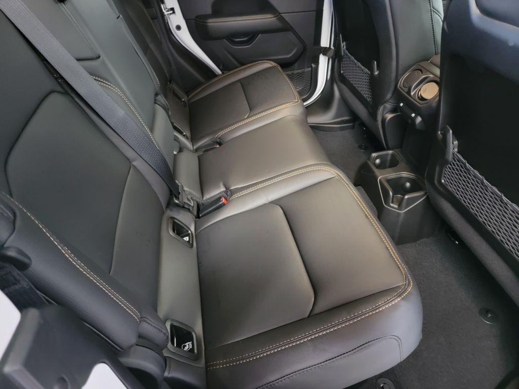 new 2026 Jeep Gladiator car, priced at $43,080