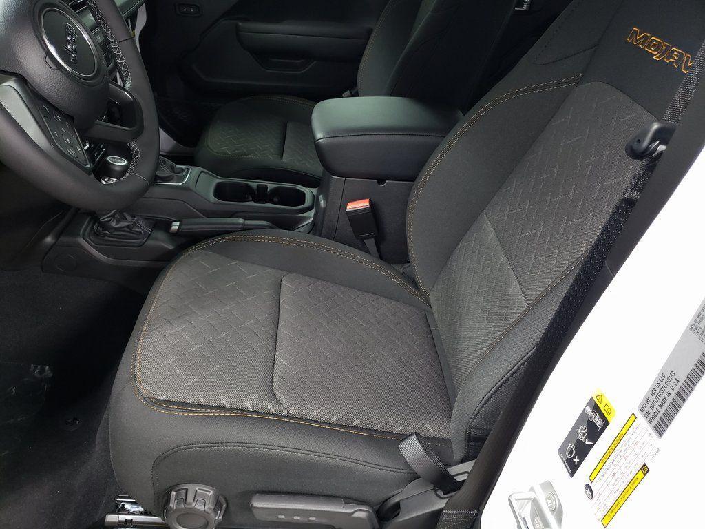 new 2026 Jeep Gladiator car, priced at $47,556