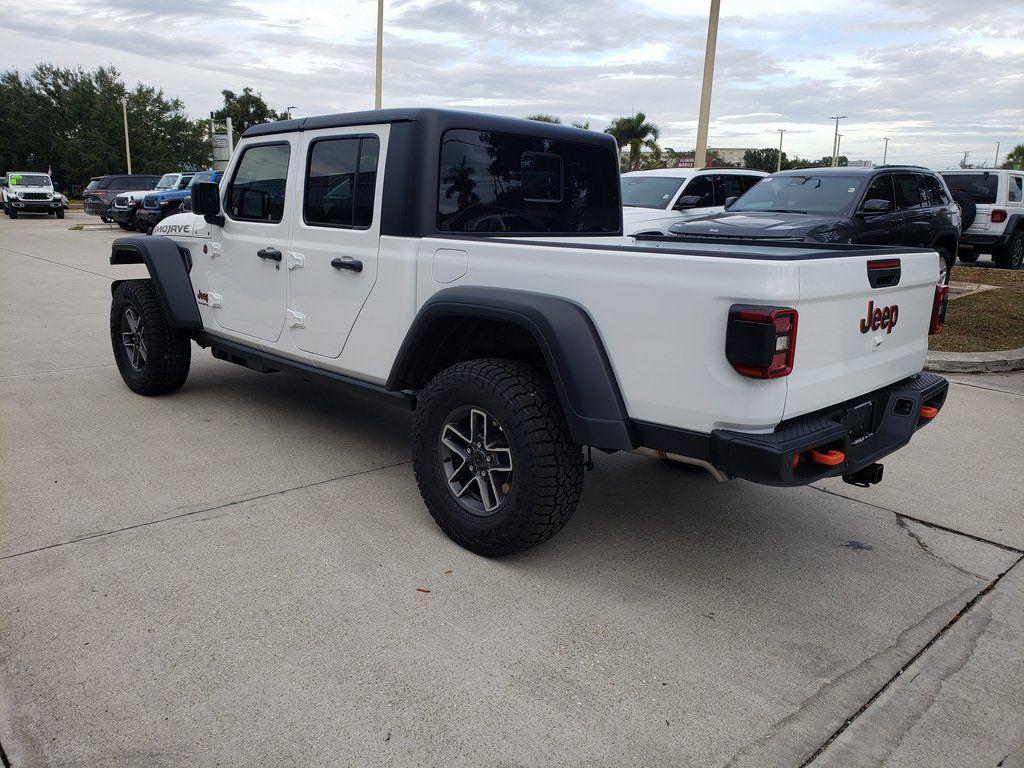 new 2026 Jeep Gladiator car, priced at $47,556