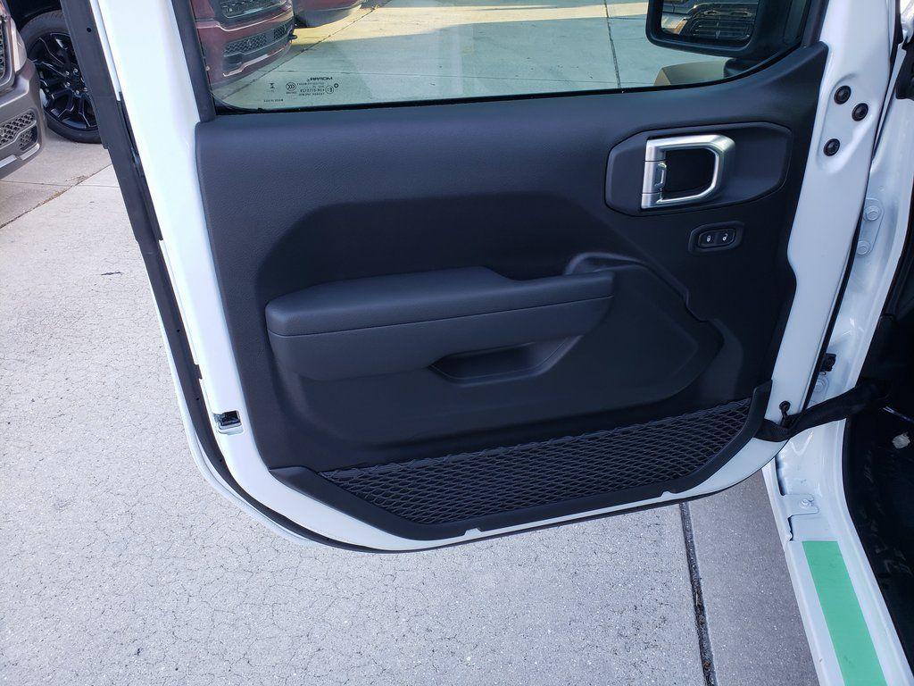 new 2026 Jeep Wrangler car, priced at $35,265
