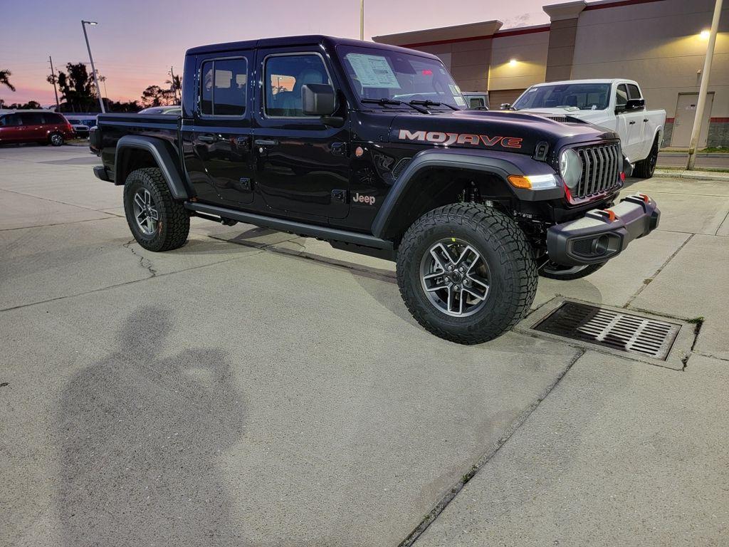 new 2026 Jeep Gladiator car, priced at $50,293