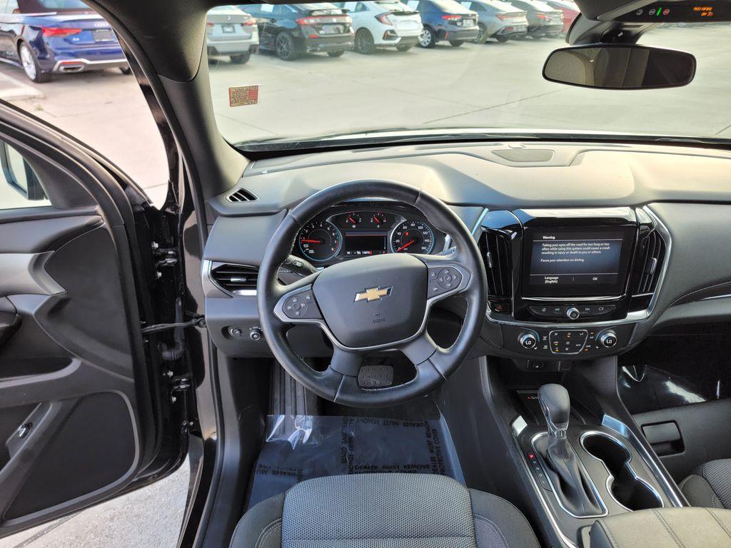 used 2023 Chevrolet Traverse car, priced at $32,774