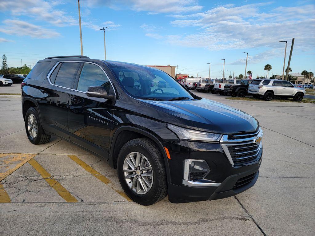 used 2023 Chevrolet Traverse car, priced at $32,774