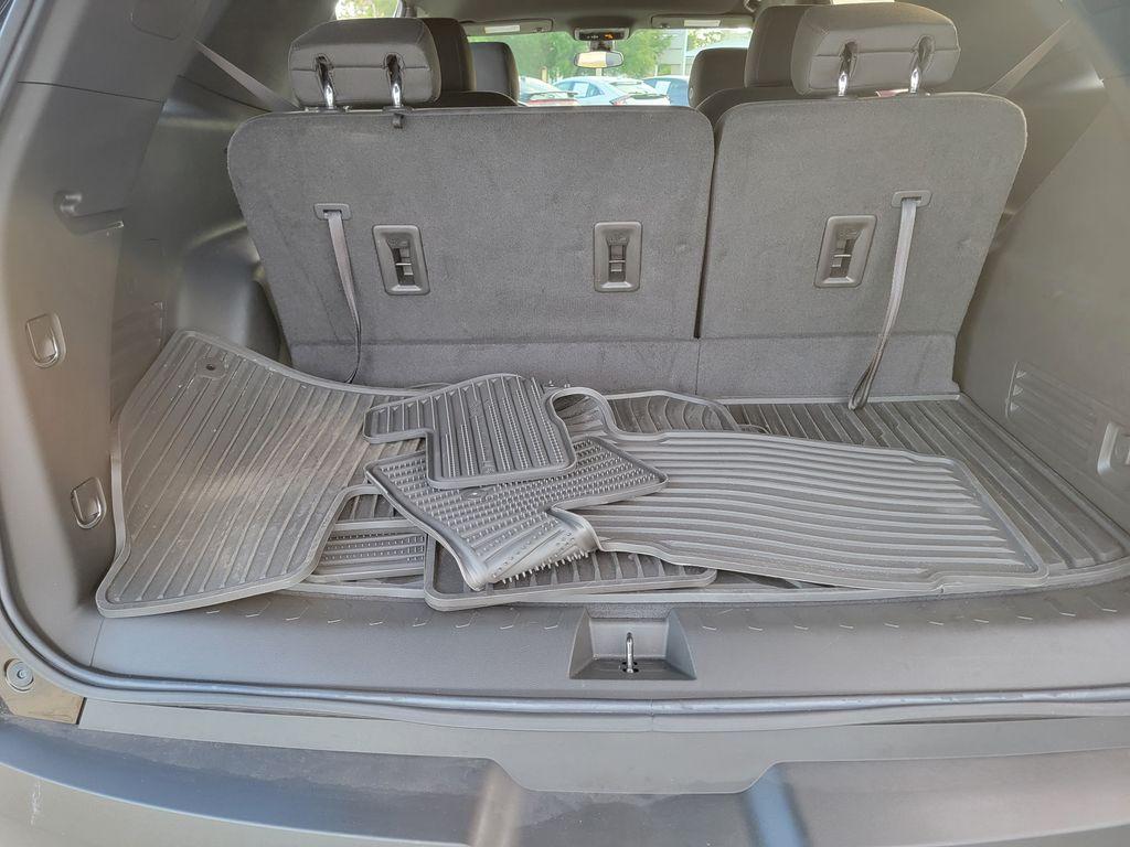 used 2023 Chevrolet Traverse car, priced at $32,774